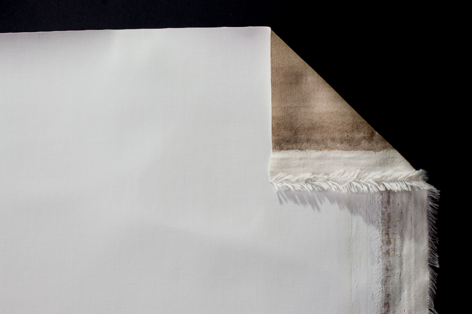 10709 primed cotton 330 g/m², 2.10 width, extra- fine, No. 18575