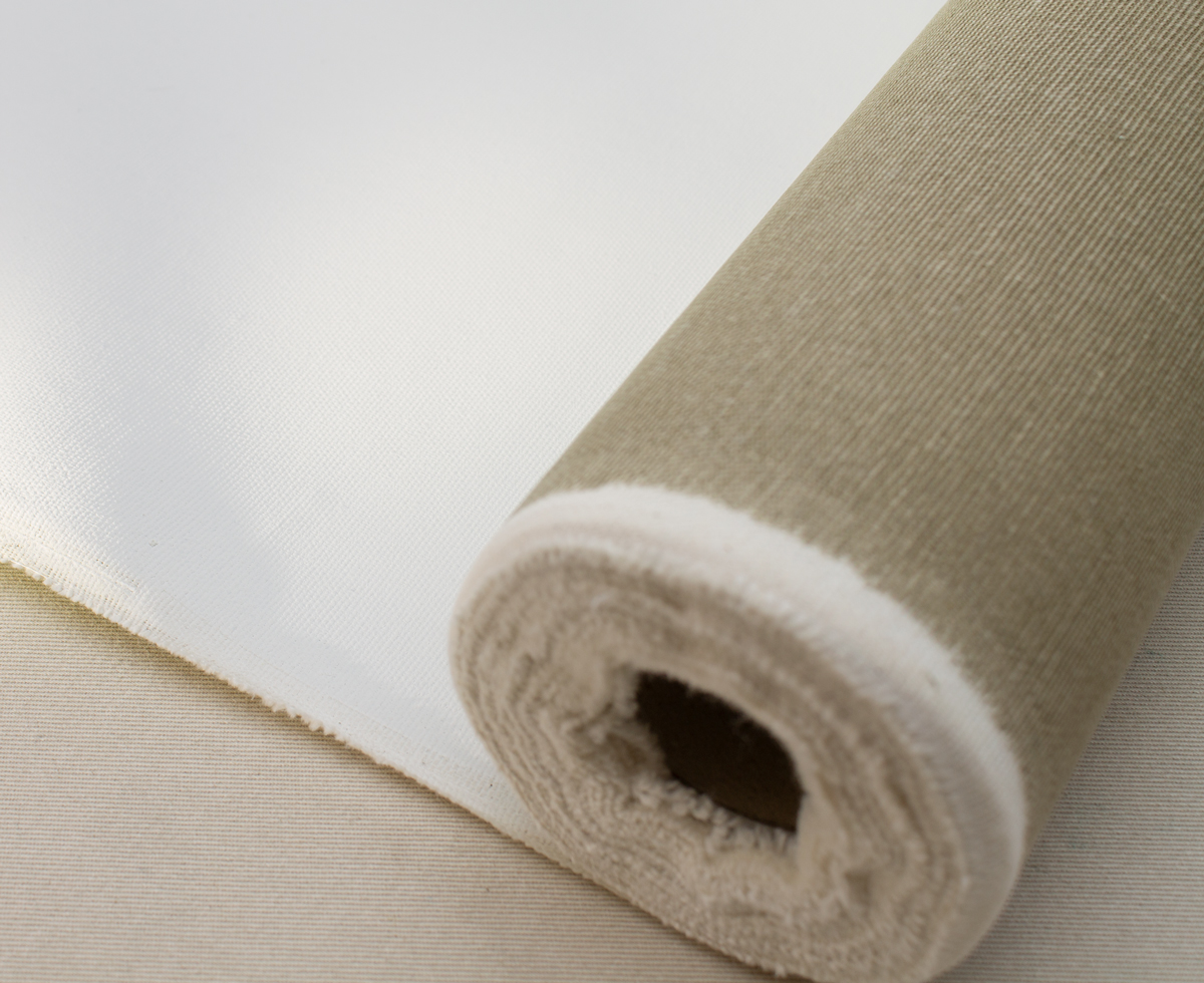 10700_2 Caravaggio 501 primed cotton 330g/m², 2.10 m width, medium- fine
