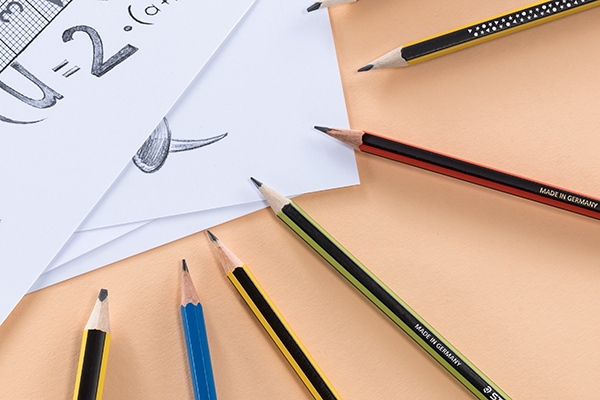 UK_STAEDTLER-Graphite-pencils
