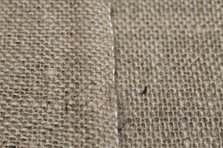 20478-1 unprimed jute 425 g/m², 2.10 m width, medium- fine, No. 425